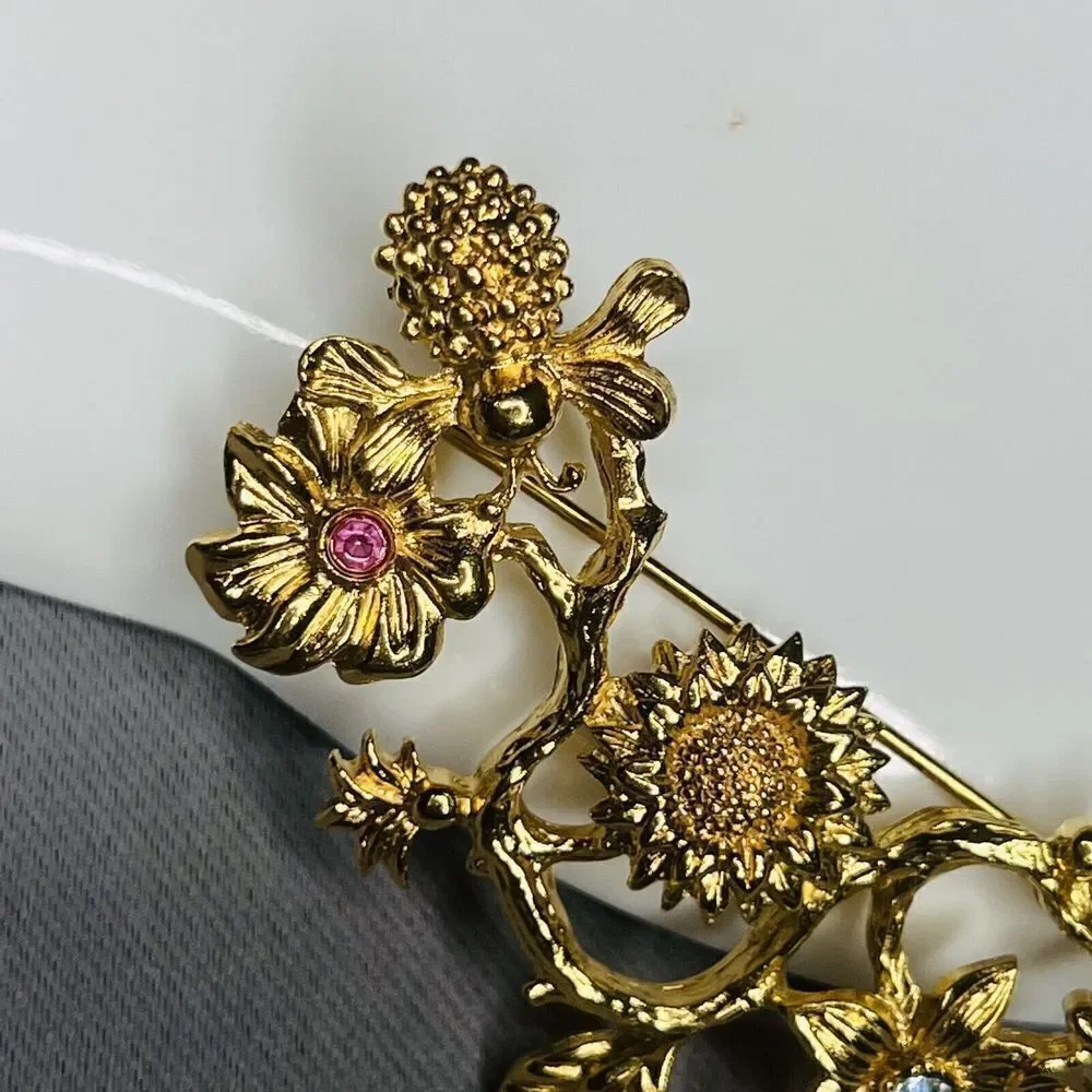 Vintage Avon Brooch Enamel Butterfly Faux Pearl Dangle Gold Tone Bee Flowers - Picture 5 of 9